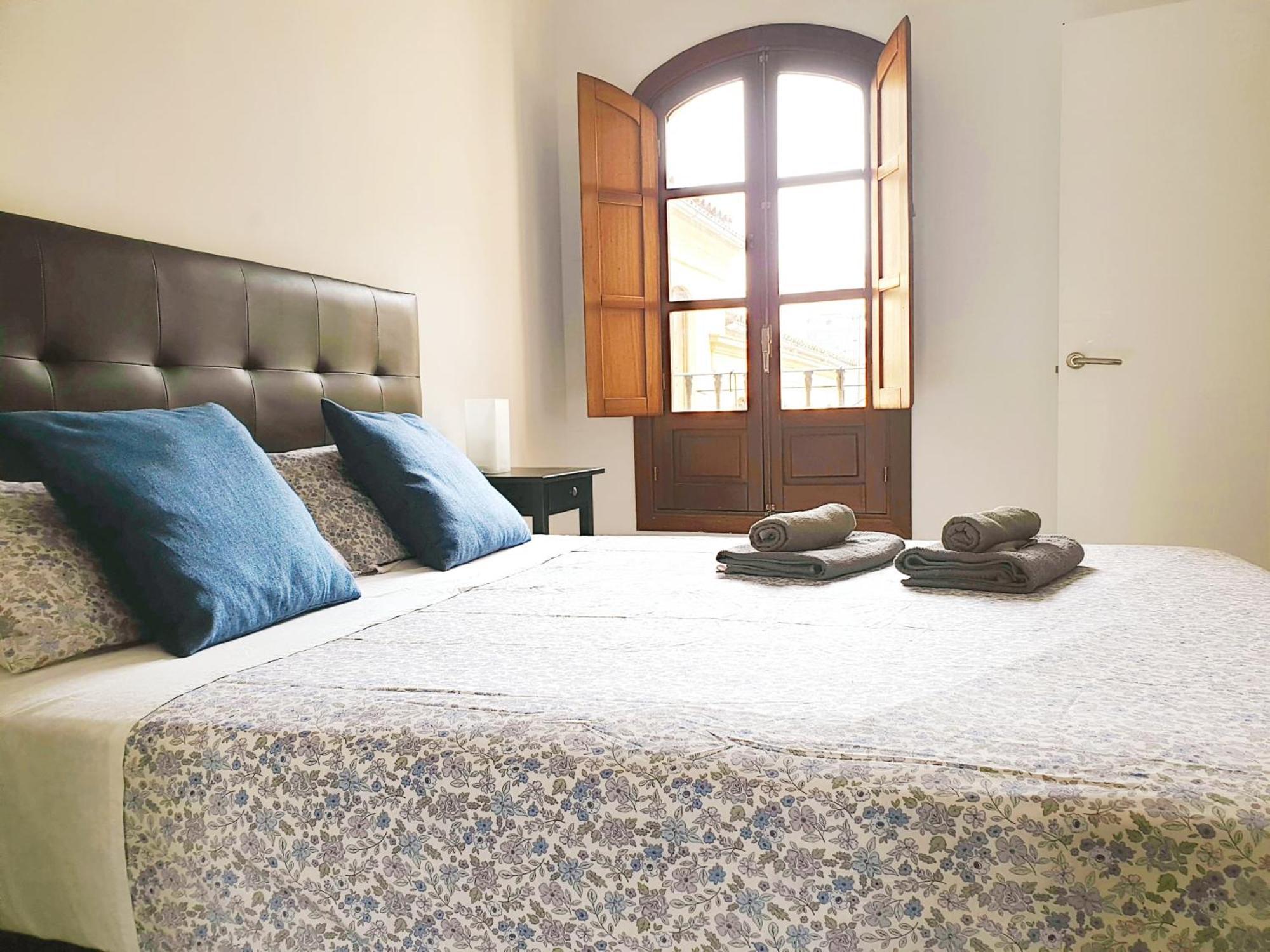 Picasso'S Neighbor Apartment Malaga Bagian luar foto