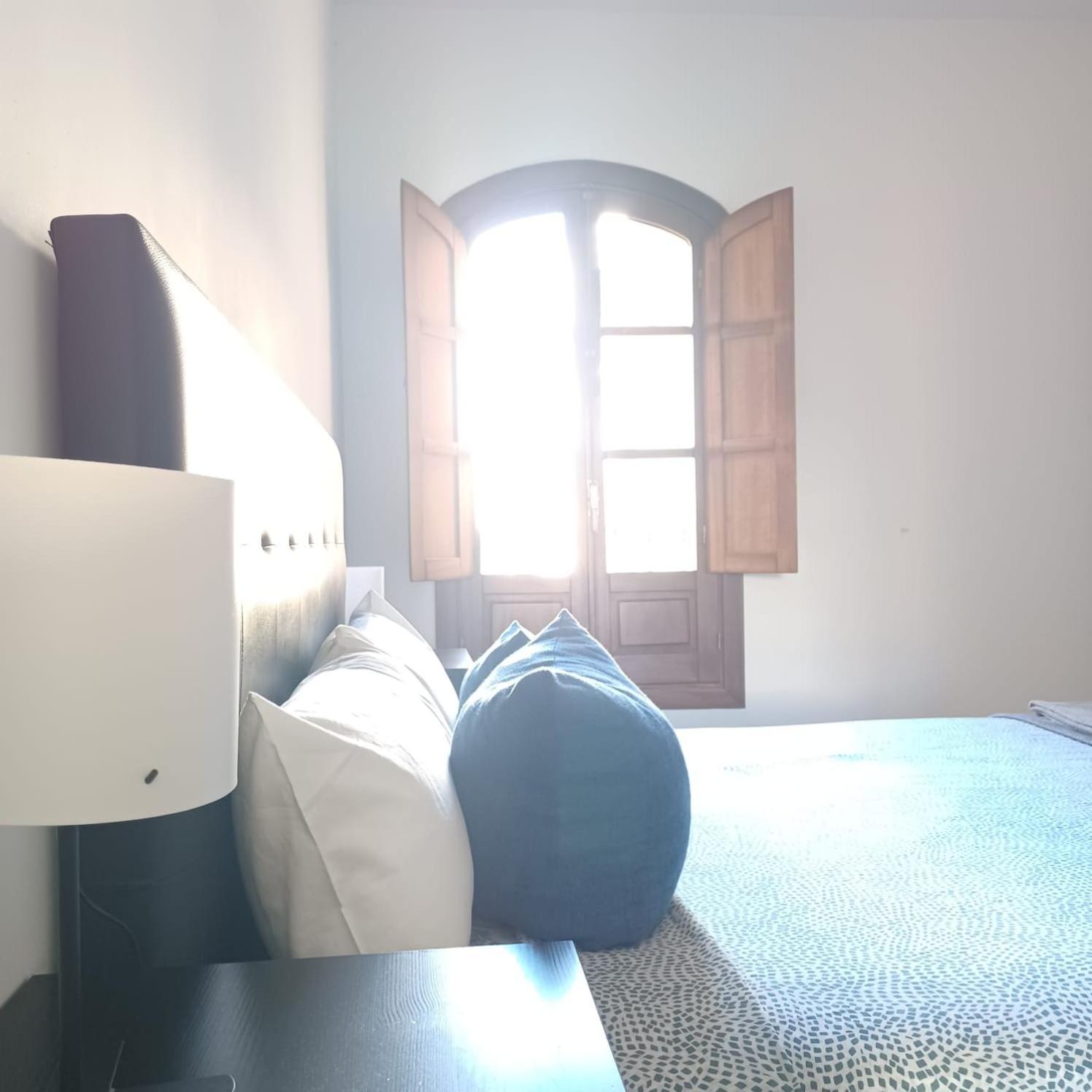 Picasso'S Neighbor Apartment Malaga Bagian luar foto