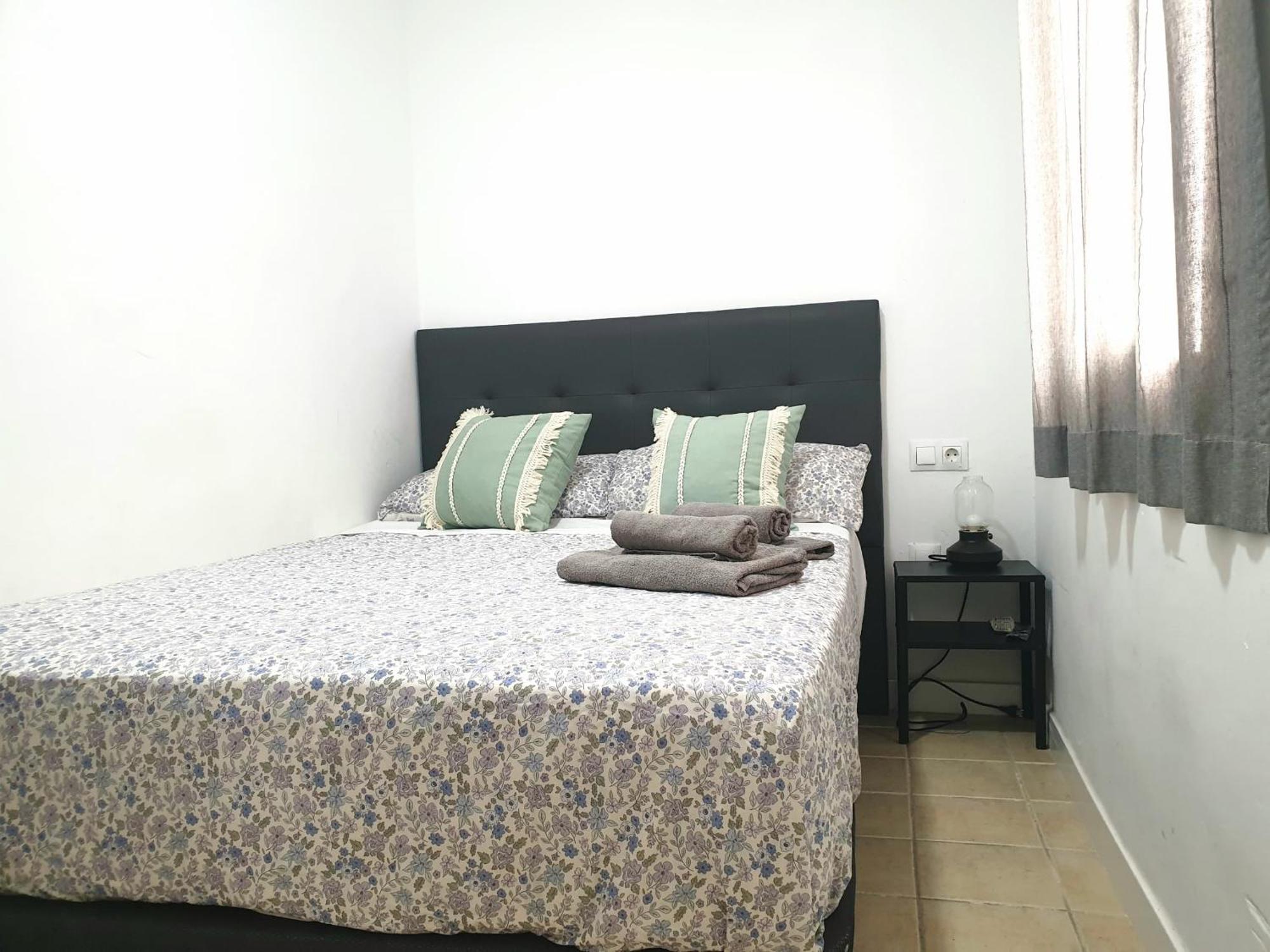 Picasso'S Neighbor Apartment Malaga Bagian luar foto